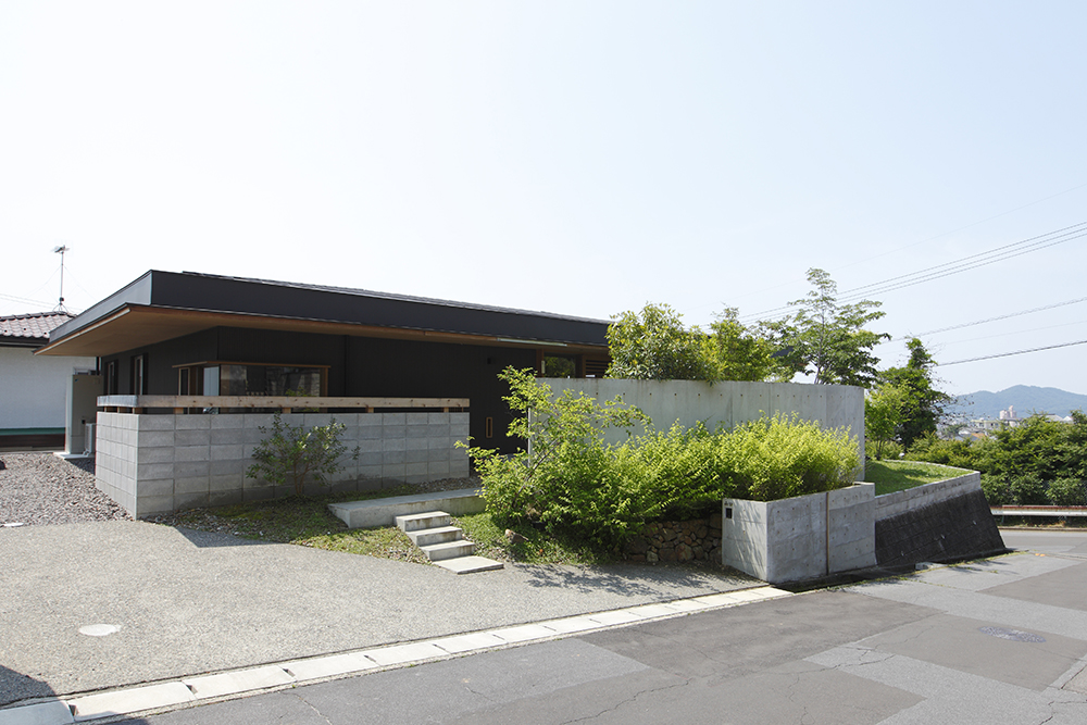 かっこいい平屋 フラットハウス 住まいの設計 撮影 Studio Hishiki